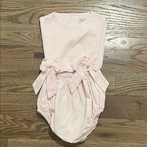 Sophie and Lucas one piece 2T EUC